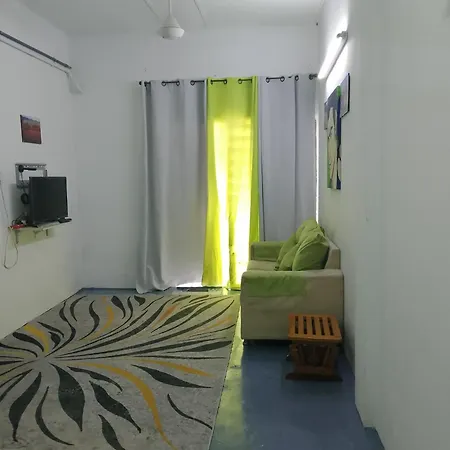 Budget Homestay Impiana Adril Ipoh Bagian luar foto