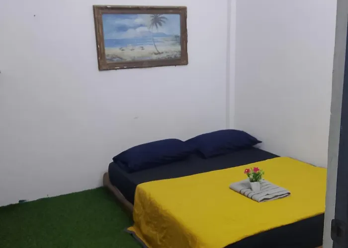 Budget Homestay Impiana Adril
